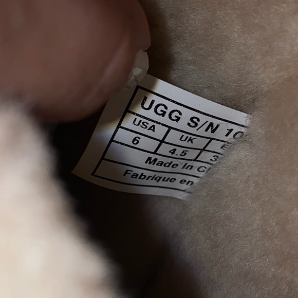 Ugg boots - Picture 4 of 4